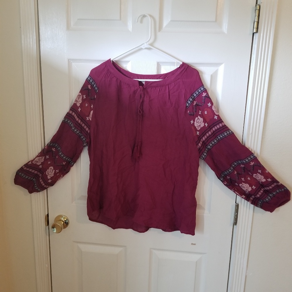 Womens Print Sleeve Shirt